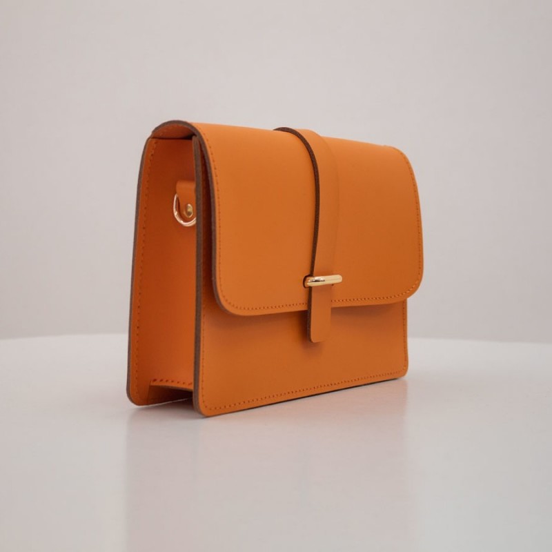 Δερμάτινη Τσάντα κωδ.99525 «Strap on Flap Leather Messenger», Πορτοκαλί